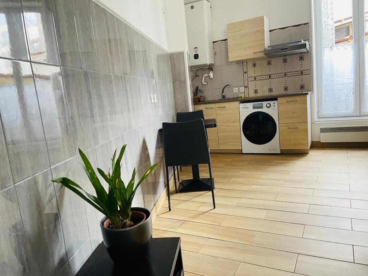 Les Appartements Du Village Нанси Экстерьер фото